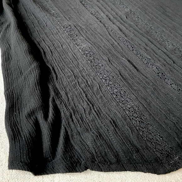 Womens blouse - Picture 2 of 2